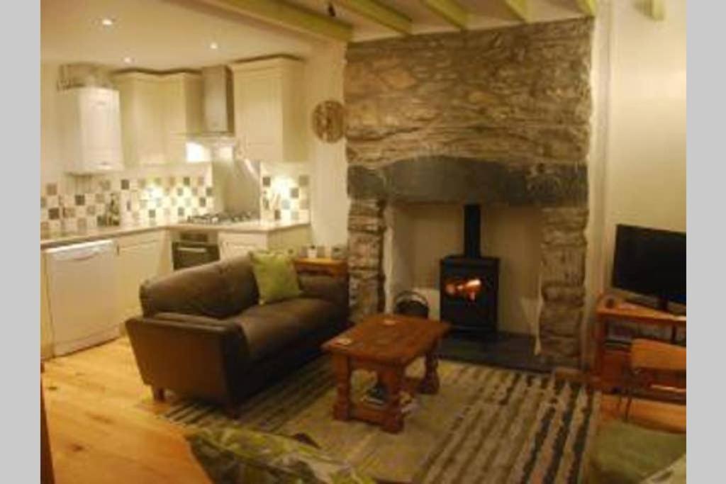 Moelwyn Cottage Blaenau Ffestiniog Bagian luar foto
