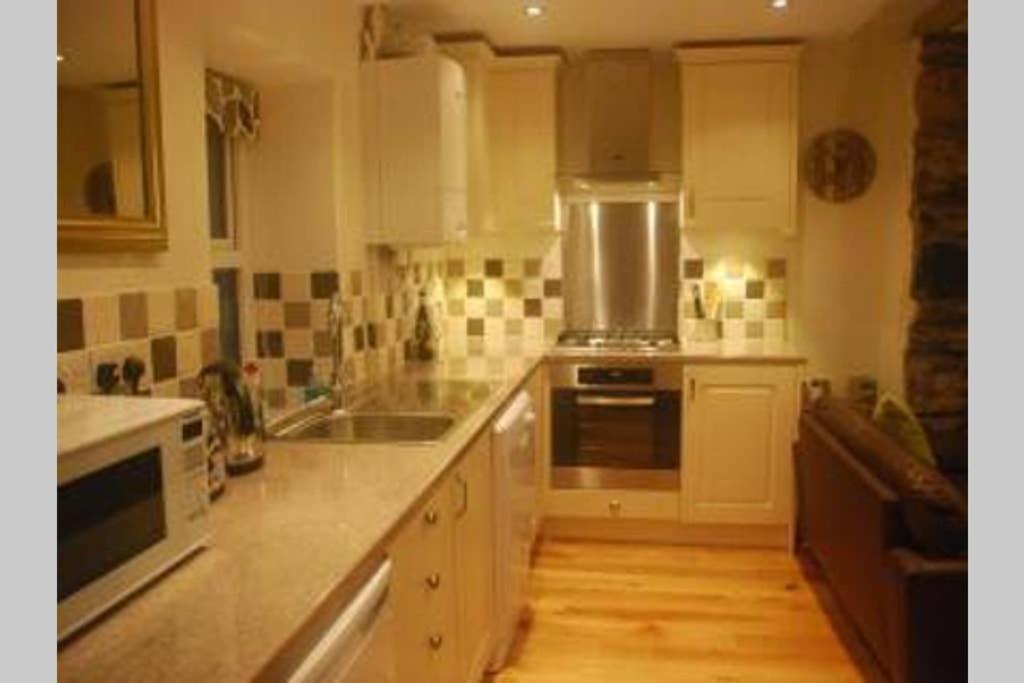 Moelwyn Cottage Blaenau Ffestiniog Bagian luar foto